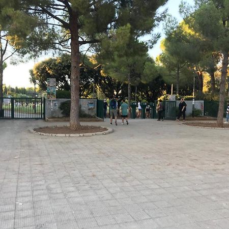 B&B Parco 2 Giugno บารี ภายนอก รูปภาพ